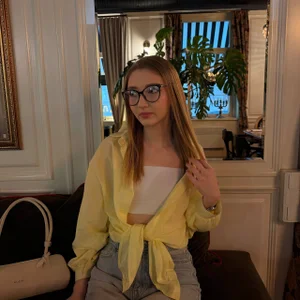 AveryBerkson today I'm yellow Foto 6