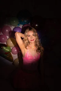 Emily_Whinfre ✨ My Birthday Glow Pic 4