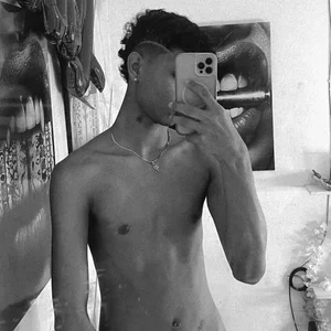 boyswantingplay: 😍🤩 ( 3 фото)