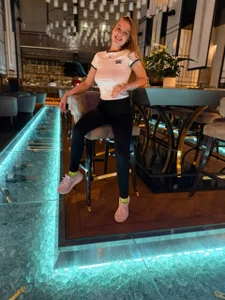 FreiaFlower Curly blonde hair and black jeans photoset  8. fénykép