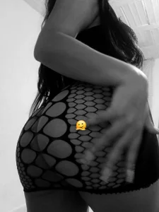 AliceGrizley Public Pic 4