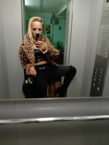 MonicaMaxwel it's me Pic 9