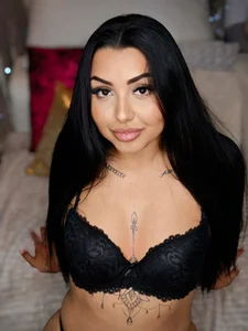 MissScarletX Public Gambar 2