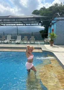 jesica__simpson sunbathing Billede 2