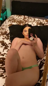 lovelyylola20Public图片 3