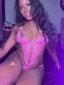 MissZuriiBoo Public Gambar 4