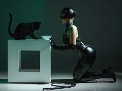AliceShazaham_ Catwoman Pic 7