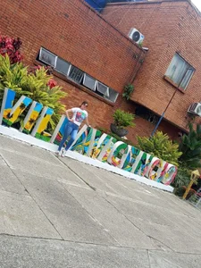 one more day with me de Chanelll_Taylorr_  9 Imagens