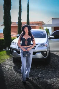 LICKY_LOV a nice day of walking Pic 5