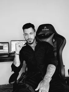 VinzenzRizzoのMEの 4枚の写真