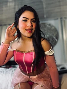 Isabella_Rios_ your sleeping princess 💋🌷 Pic 4