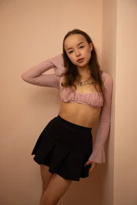 OliviaWillis Public Hình 5
