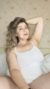 LizaTits Public Pic 7