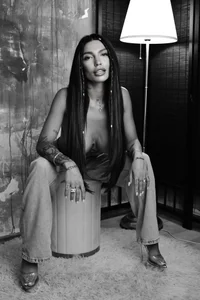 Ashley_luxxの🤍🖤の 4枚の写真