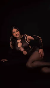 sofia__thompson subtle yet unforgettable Pic 5