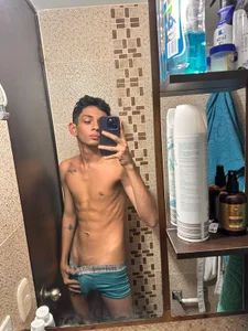 Allan_Collins Public Gambar 4