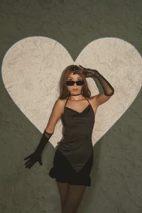 sexy girl in black od sammy_jhons  5 snímek