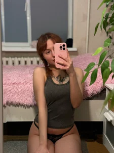 LinaLoveSquirt Public Pic