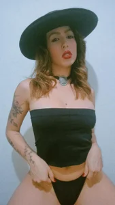 scarlett_buttockPublic Bild