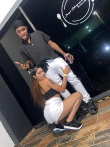 Duo69Sexual We said casual outing… but we ended up being the center of attention 😈💋 圖片