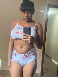 Fotos público de India_maiores_labios_1 Foto 3