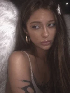 AlishaRuby angel🪽 Foto