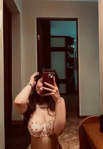 ChicGirl Public slika 2