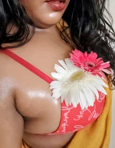 yazhini Public Hình 2