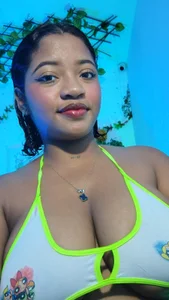 Brunett_sexy1 Public Kuva 3