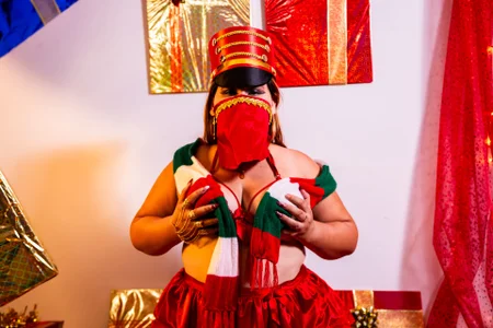 SalmaZamann Welcome christmas Pic 2