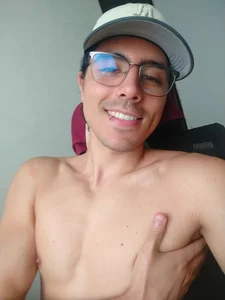 dylan_cross_ Public صورة واحدة|dylan_cross_ Public صورتان|dylan_cross_ Public  7 صور|dylan_cross_ Public  7 صورة