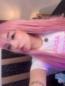 Mk_ultraa E-girl mood 💗🖤 টি ছবি
