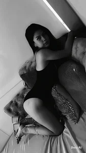 Orian_a Flashes of Seduction Pic