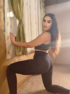 VallerieJones Gym outfit vibes Immagine  8