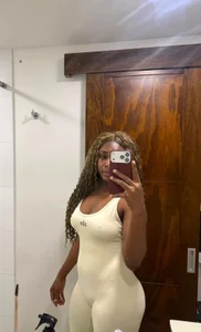 emily_bell Sporty Εικ όνα 2
