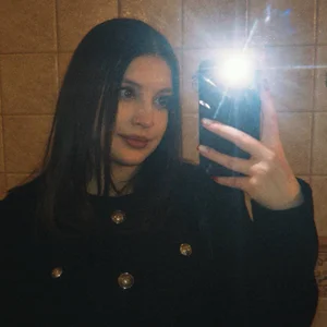 AdelaRowlins Public Pic 2