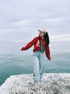 HannaRosie_ soon i will see the sea every day🌊🌊🌊 Pic 4