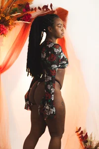 tanyyaa SEXY BODY Foto