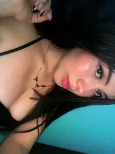valeria_ramirez_t Public slika 5