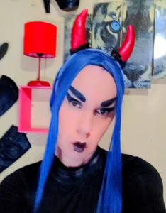 blondehot5v: Zul sexy ( 2 фото)