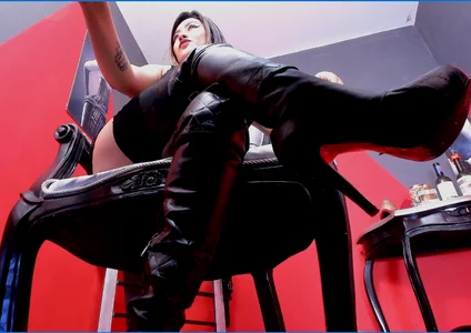 MeGoddesSara Public Pic 2