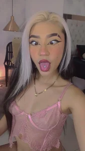 meli_gates Looks that reveal more than the skin 😈 Fotka 3