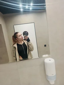 Reddfoxy Public Pic 5