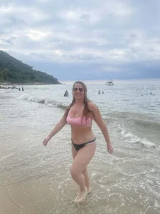 velvetvista Public Pic