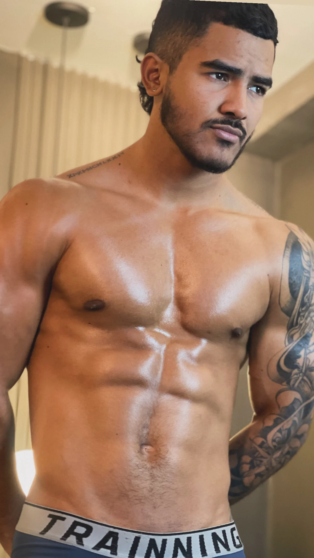 صور Reik_Vonn الرائجة  6598