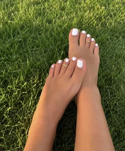 AnyEvyy's toes Sex Photo 1