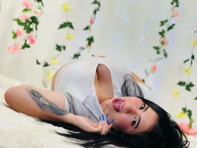 Kiss me!!!😘 de Victoria_Rossy  4 Imagens