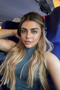 Alejandra_Lyx ☀️ Billede 3