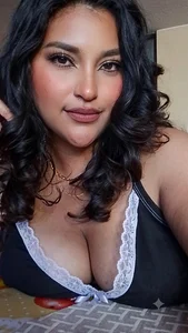NyxCurvy Public Pic