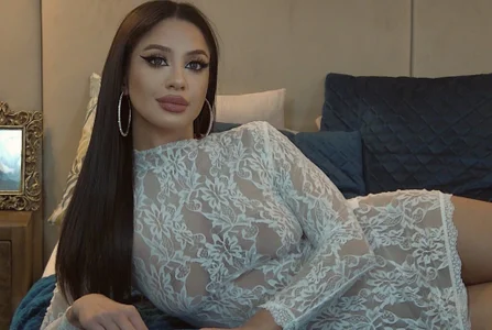 Onlinee🩷 de NattyDevon  Imagens